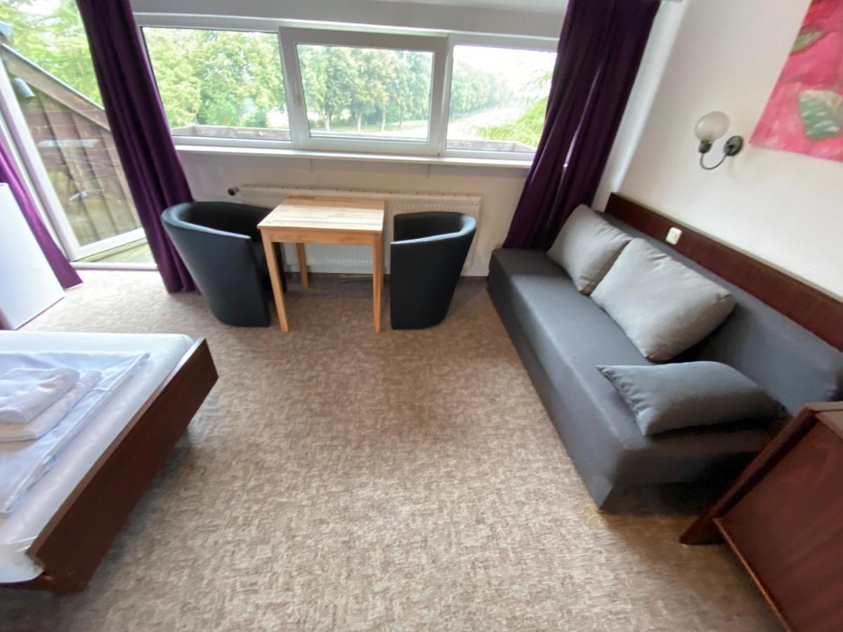 K 357 - Low Budget Hotel In Ratekau Bei Luebeck Экстерьер фото